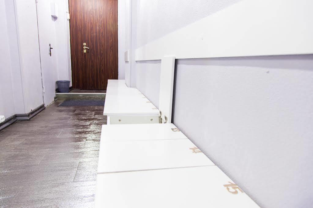 Night & Day Hostel Kiev Exterior foto